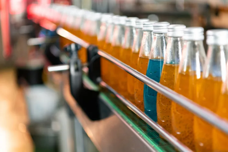 Beverage ingredient blending
